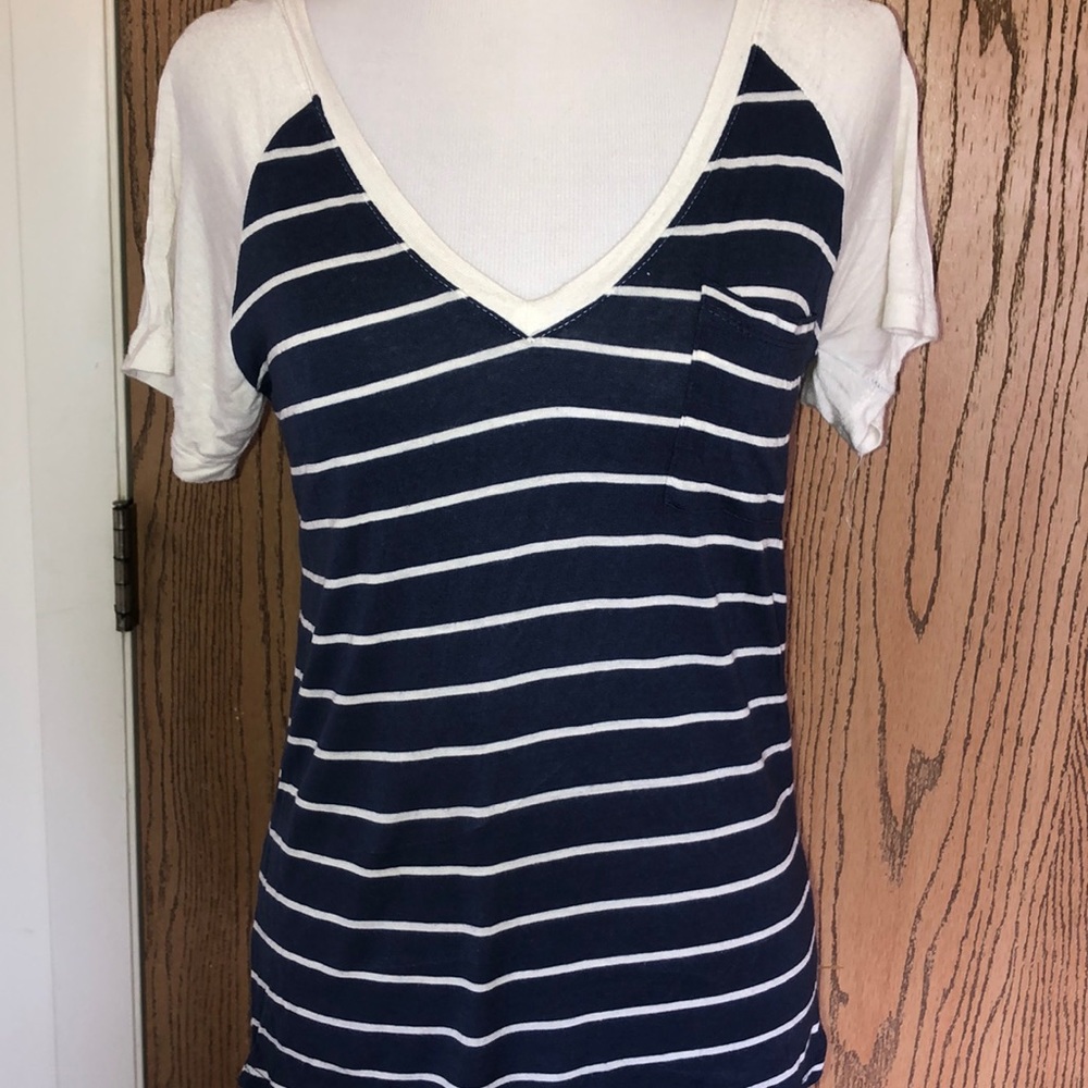 Super cute striped top!!